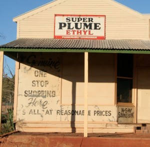Store Super Plume